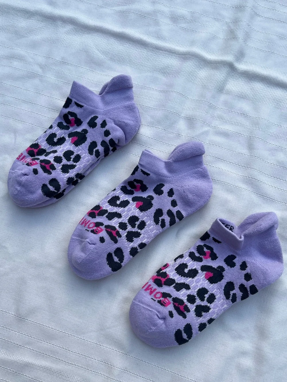Bombas 3 Pr Lavender Leopard No-Show Blister Tab Socks - Picture 1 of 9